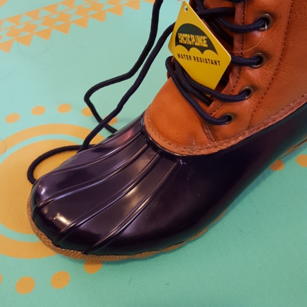 Arctic Plunge Duck Boots - Picture 3 of 7